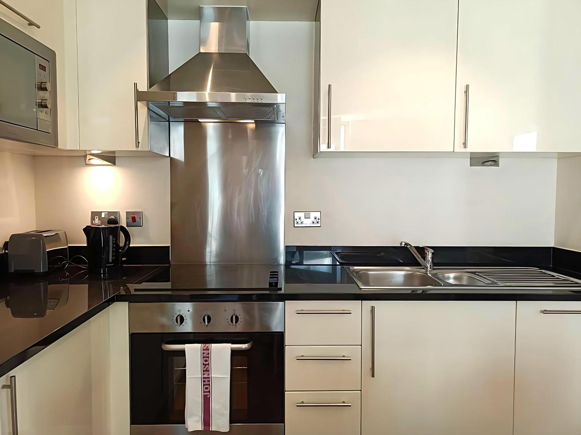 Canary Wharf Serviced Apartamento *